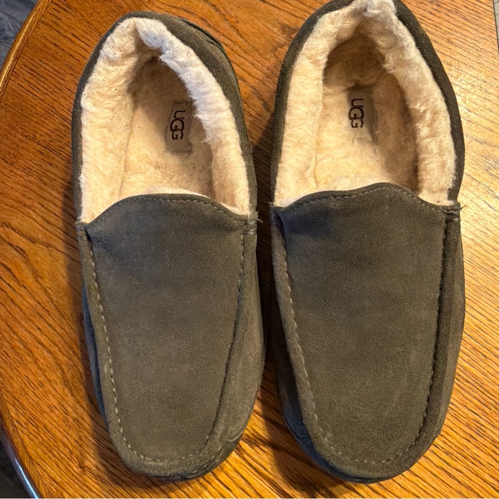 UGG Men's Ascot Burnt Olive Suede Slippers Mocassins